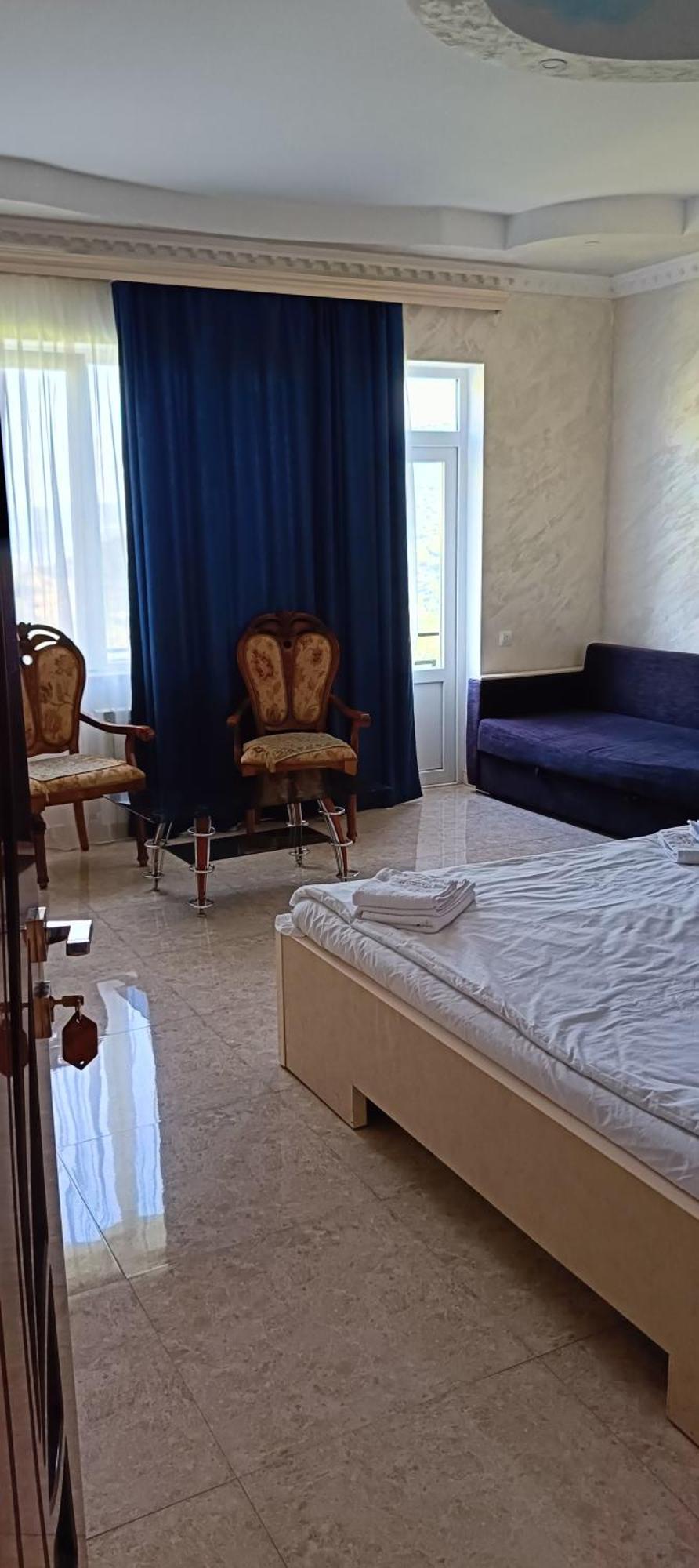 Kirch Hotel & Restaurant 고리스 외부 사진