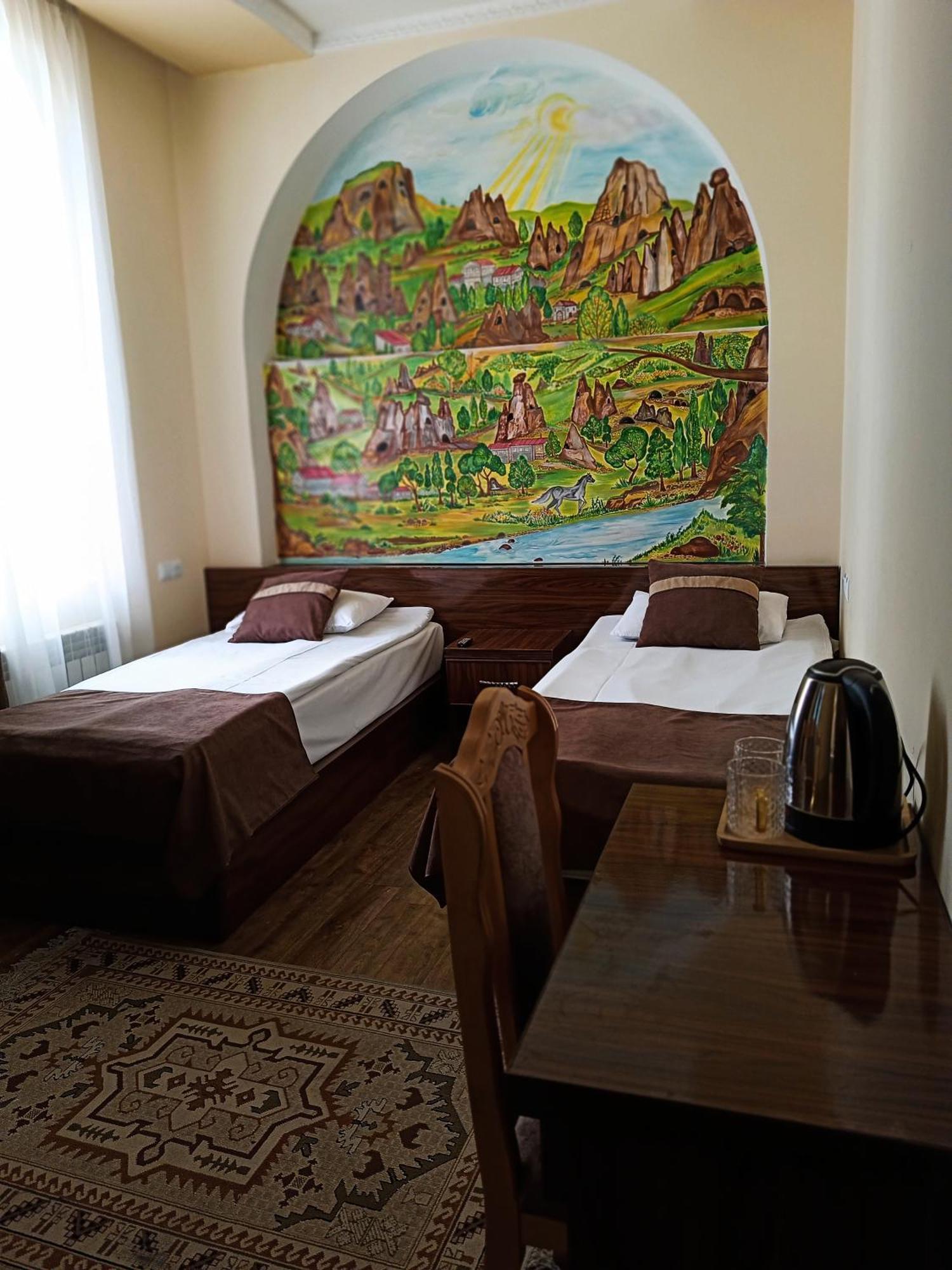 Kirch Hotel & Restaurant 고리스 외부 사진